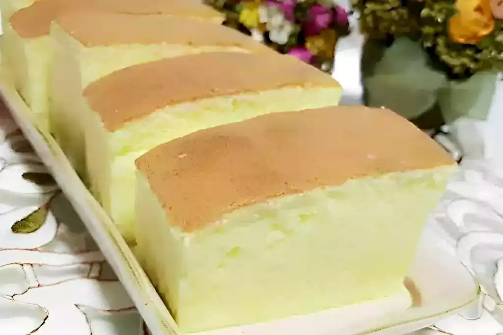 Passo a passo como fazer o bolo japonês super leve e fofinho que viralizou na internet